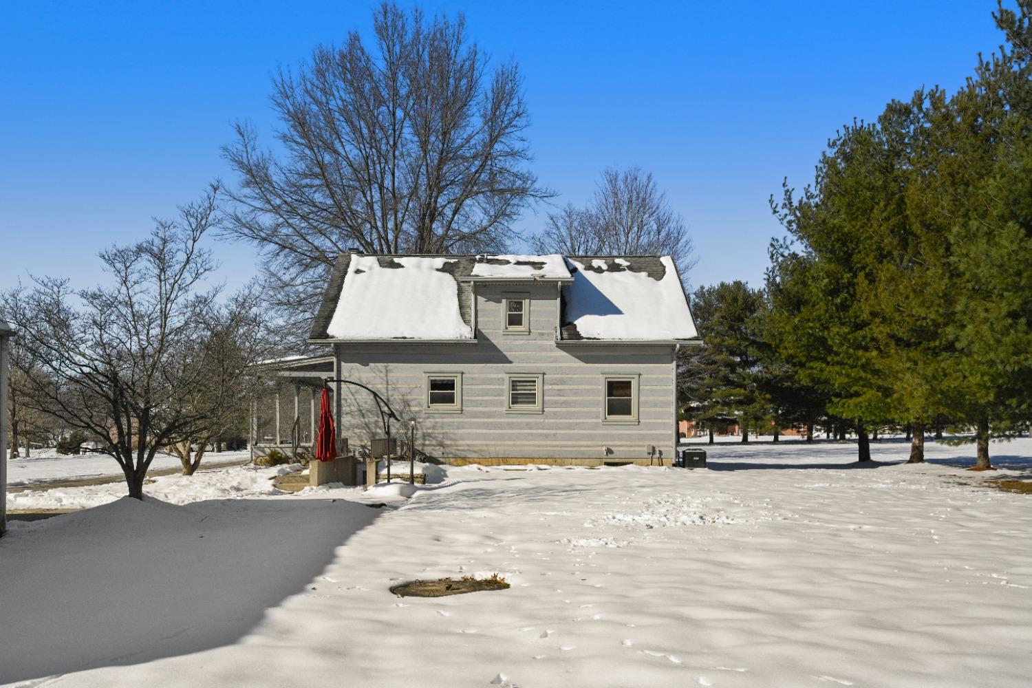 20590 Georgetown Road Lawrenceburg, IN 47025 - Photo 5 of 34