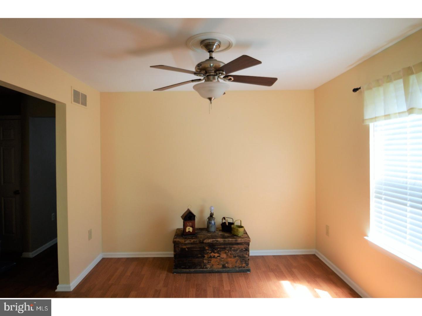 2047 Clover Mill Road Quakertown, PA 18951 - Photo 6 of 24 Dining Room