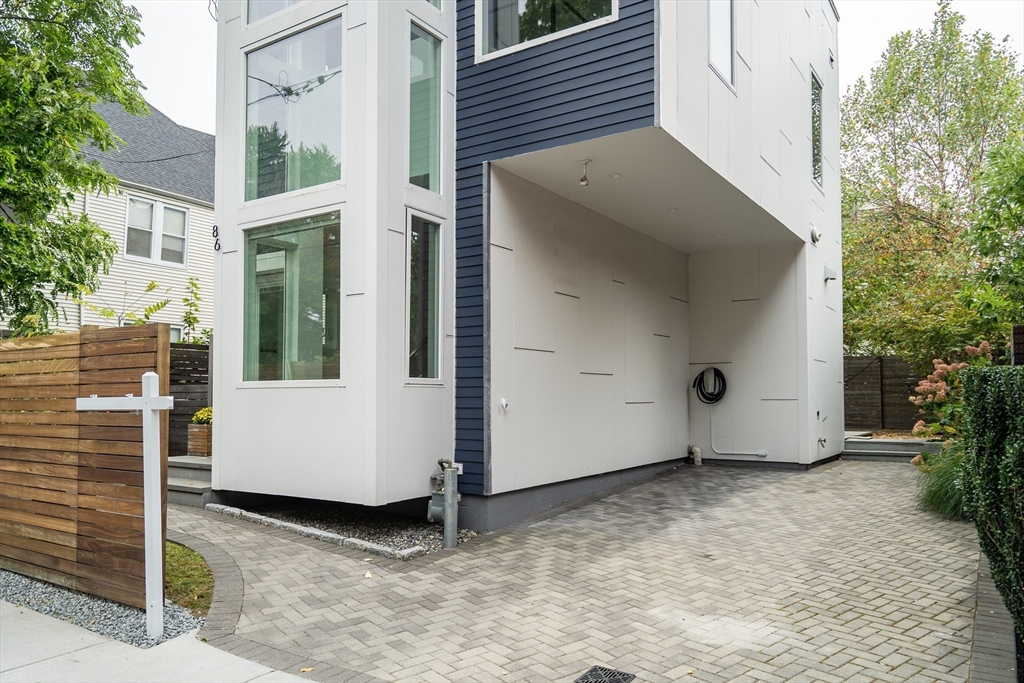86 School Street Cambridge, MA 02139 - Photo 2 of 35 a view of a room with a large window