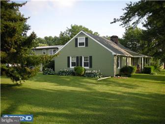 570 East Avondale Road Avondale, PA 19311 - Photo 2 of 8 Gallery Image 2