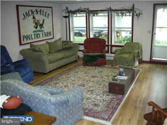 570 East Avondale Road Avondale, PA 19311 - Photo 4 of 8 Gallery Image 4
