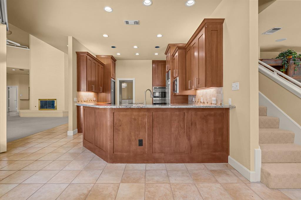 3716 Briarhaven Road Fort Worth, TX 76109 - Photo 16 of 35