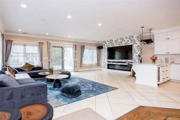 $2,449,999 | 150-50 6th Avenue | Whitestone