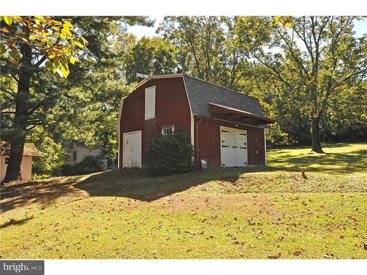3125 Pennypack Road Hatboro, PA 19040 - Photo 5 of 23 Barn