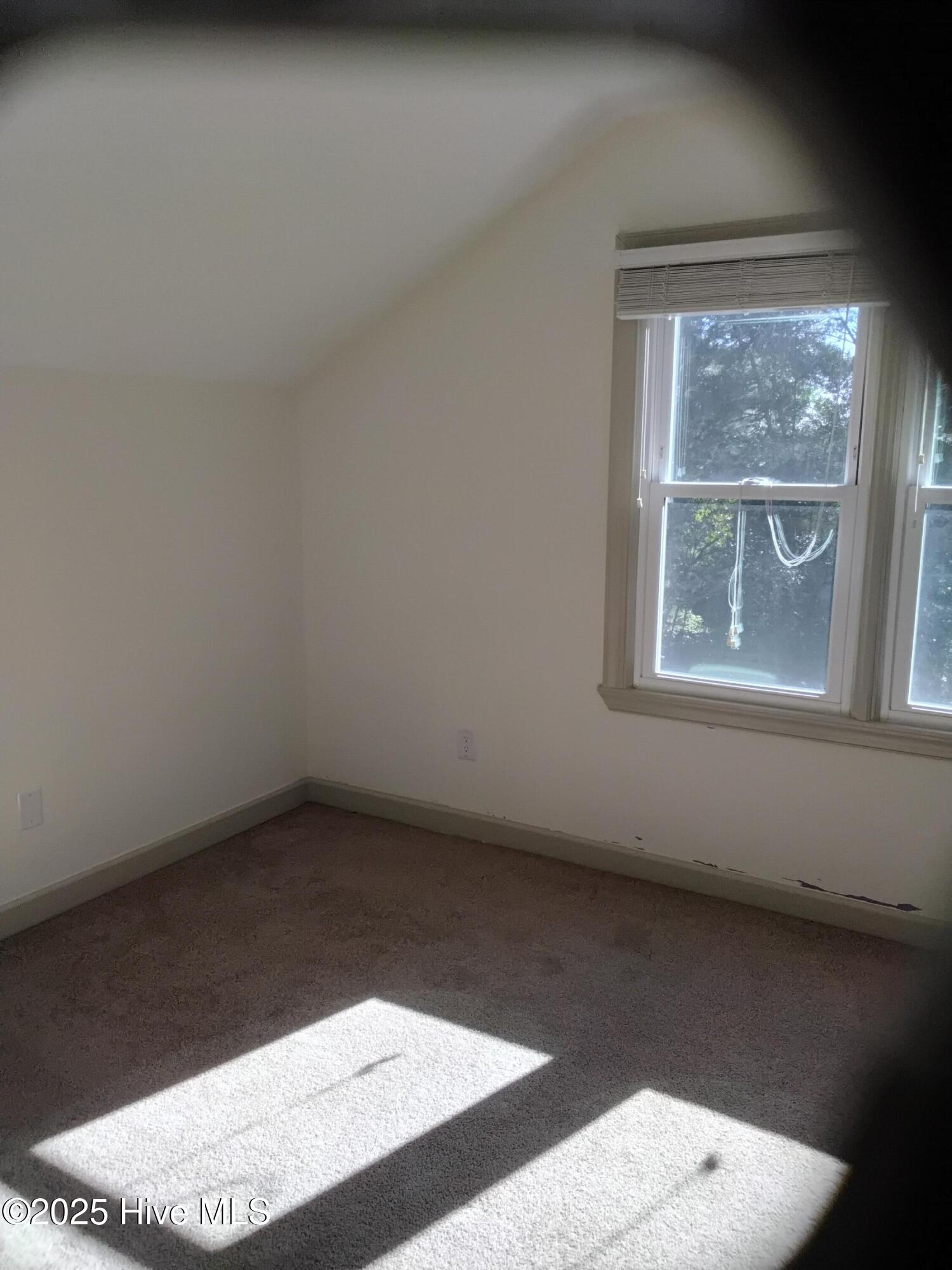 8711 Emerald Plantation Road Emerald Isle, NC 28594 - Photo 12 of 25 20251219_122618