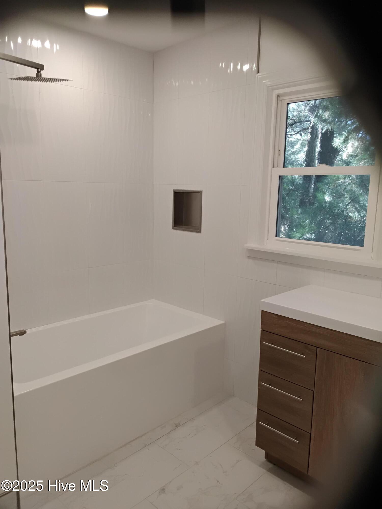 8711 Emerald Plantation Road Emerald Isle, NC 28594 - Photo 15 of 25 20251219_122651