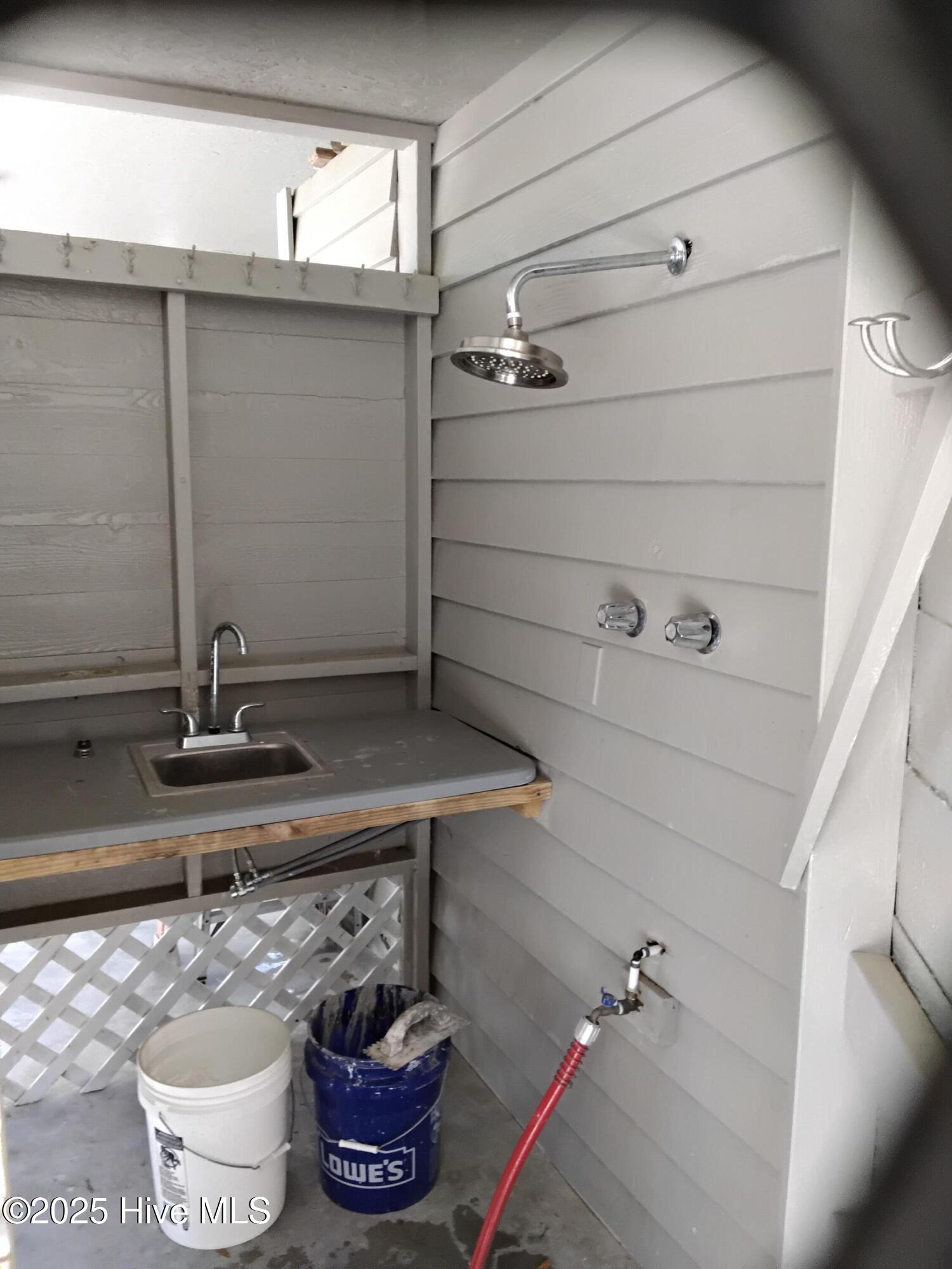 8711 Emerald Plantation Road Emerald Isle, NC 28594 - Photo 23 of 25 20251219_124402