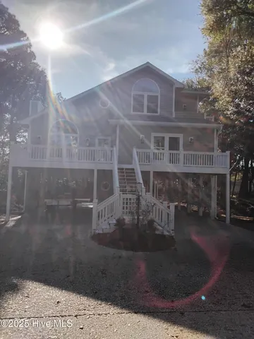 $2,850 | 8711 Emerald Plantation Road, Emerald Isle, NC 28594