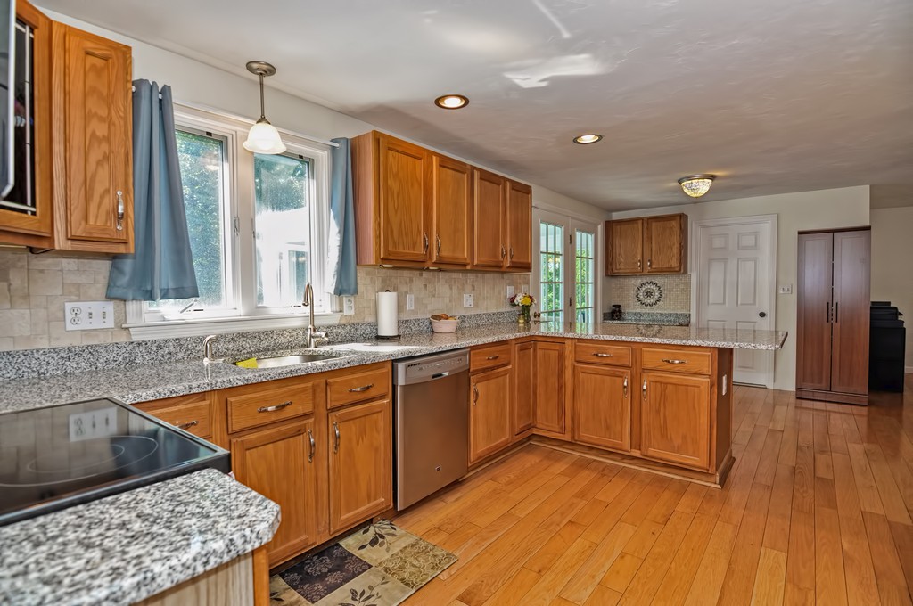 7 Christina Road Milford, MA 01757 - Photo 8 of 30 Gallery Image 8
