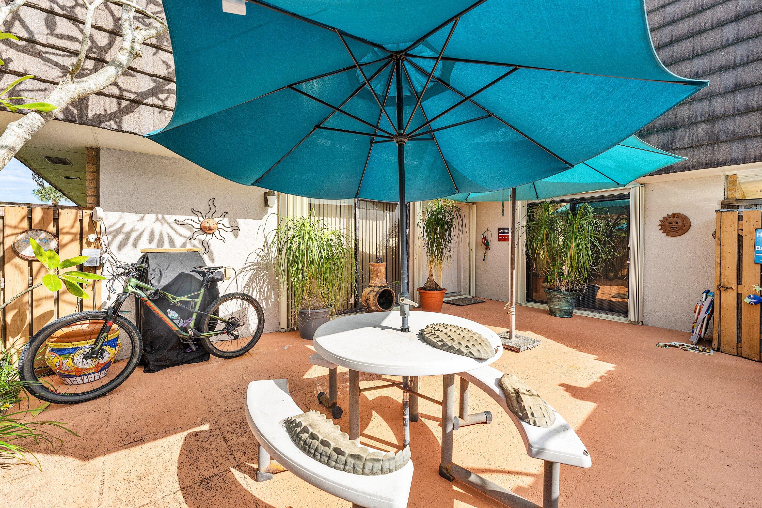 2029 20th Court, Unit 65D Jupiter, FL 33477 - Photo 4 of 36 005-202920thCourt-65D-Jupiter-FL-33477-S