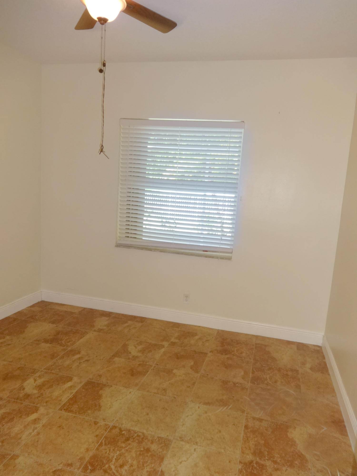 22047 Altona Drive Boca Raton, FL 33428 - Photo 18 of 23 bed1