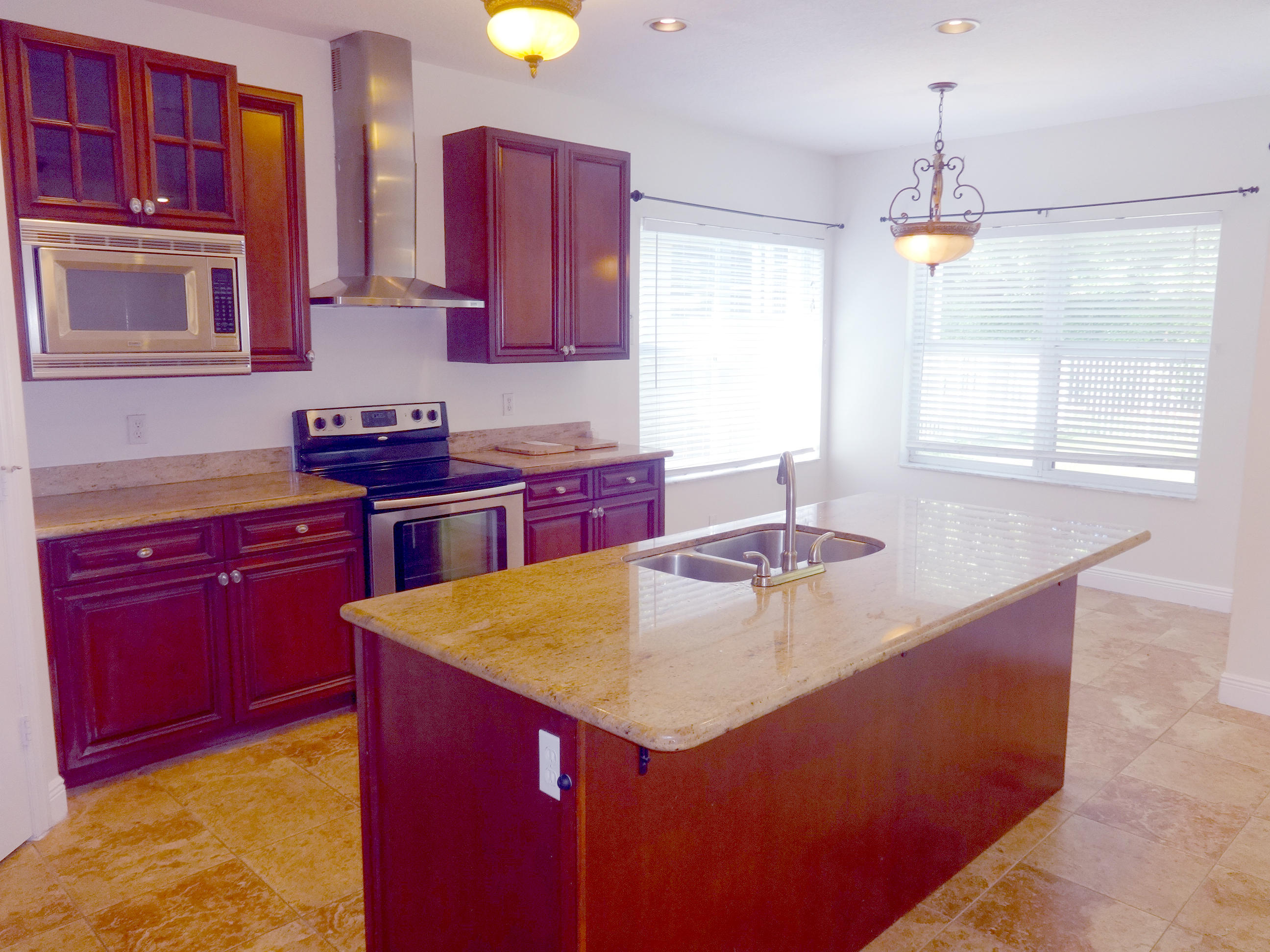 22047 Altona Drive Boca Raton, FL 33428 - Photo 4 of 23 kitchen 5