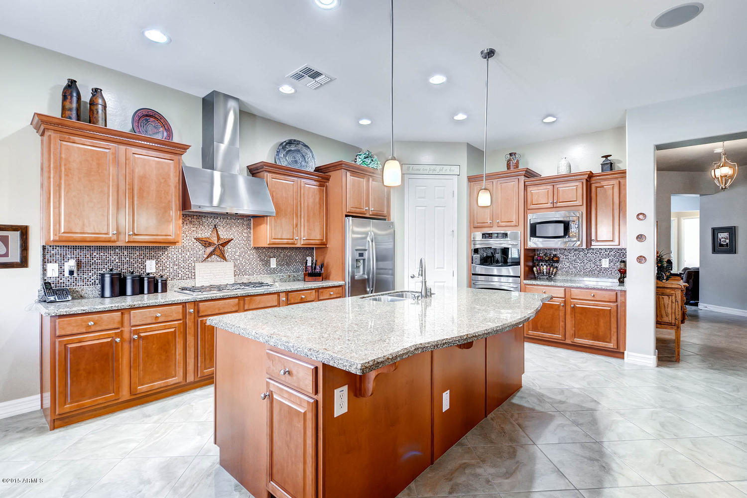 16230 West Coronado Road Goodyear, AZ 85395 - Photo 5 of 28 16230 W Coronado Road Goodyear-large-011