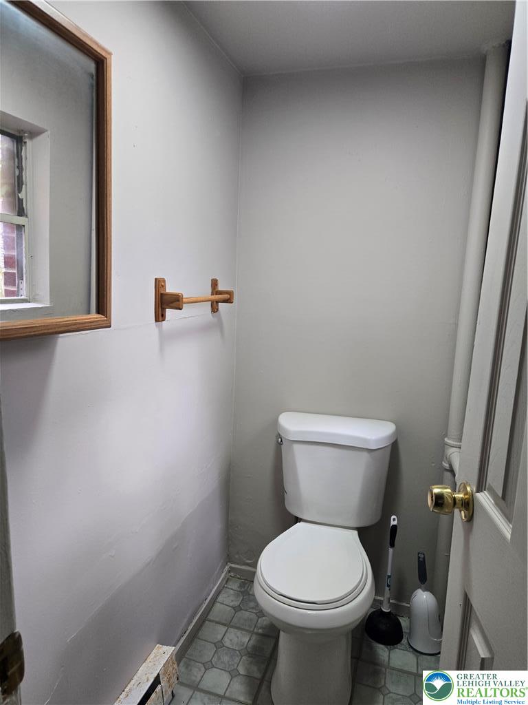 407 North 4th Street Allentown, PA 18102 - Photo 11 of 12