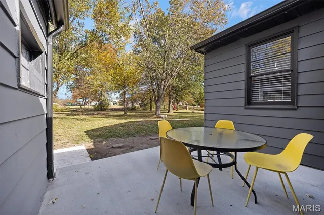 $220,000 | 4247 Highway 162, Granite City, IL 62040