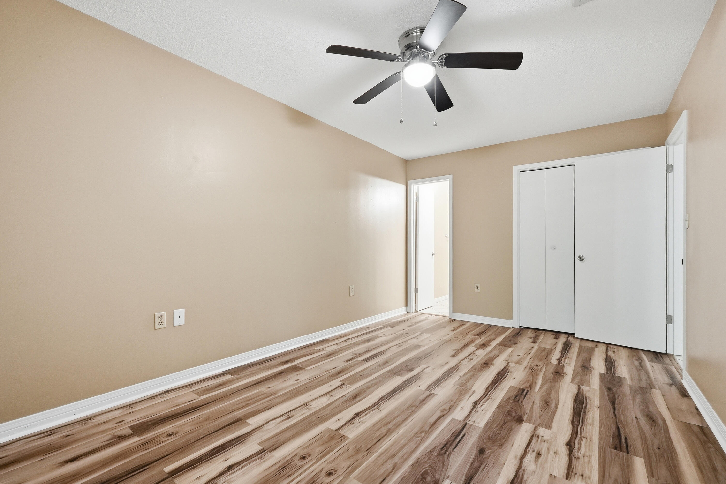 87 Harris Road Northeast Fort Walton Beach, FL 32547 - Photo 15 of 32 87 harris rd ne-22