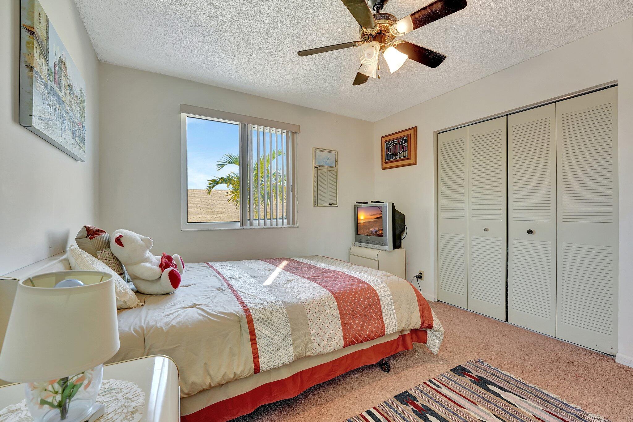 3111 Thames Way Miramar, FL 33025 - Photo 21 of 54 21-web-or-mls-DSC01199