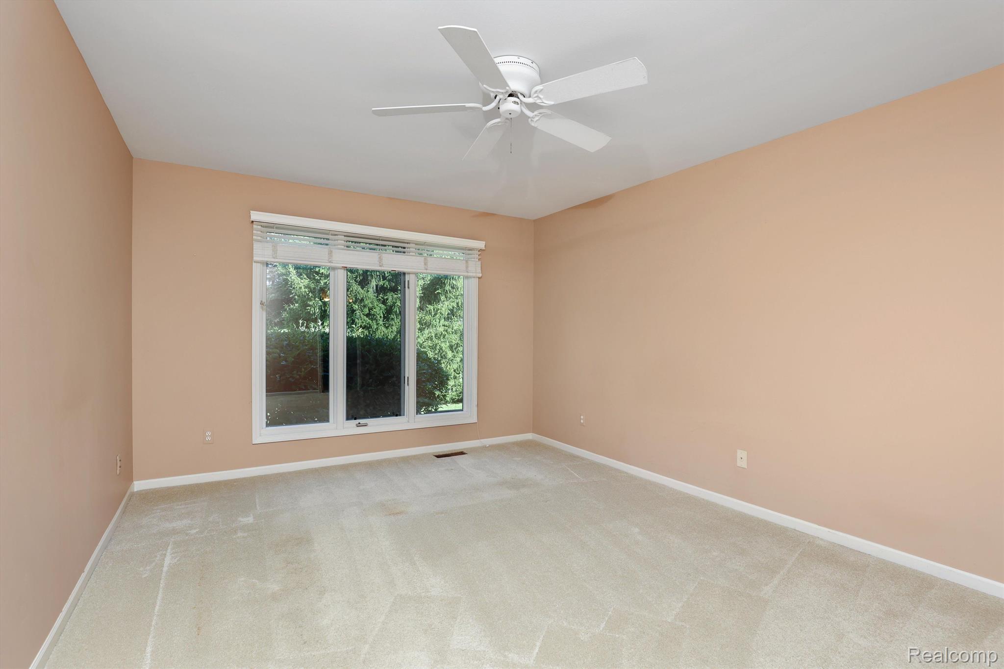 5889 Dawn Ridge Drive Troy, MI 48098 - Photo 22 of 41 Gallery Image 22