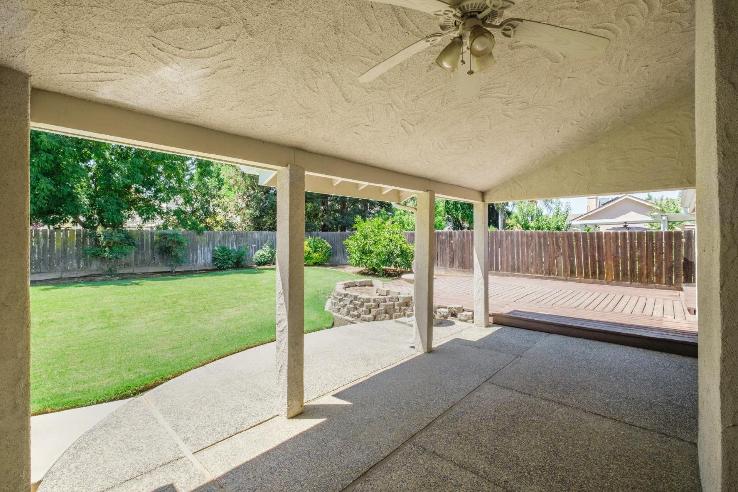 562 West Minarets Avenue Clovis, CA 93611 - Photo 24 of 29