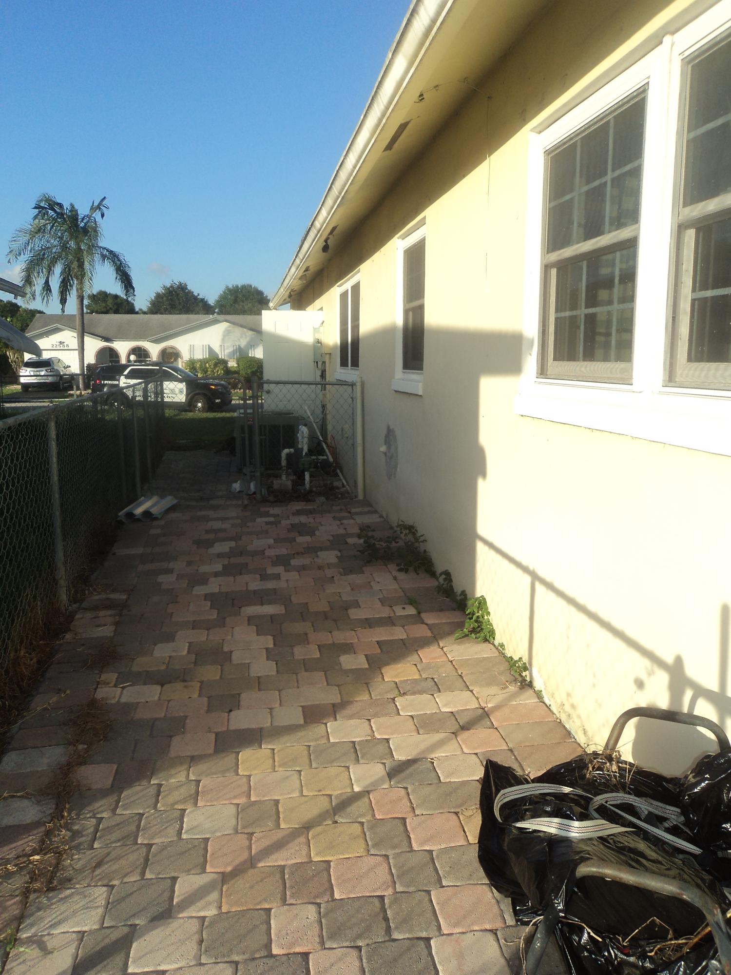 22594 Southwest 65th Terrace Boca Raton, FL 33428 - Photo 28 of 31 DSC04446