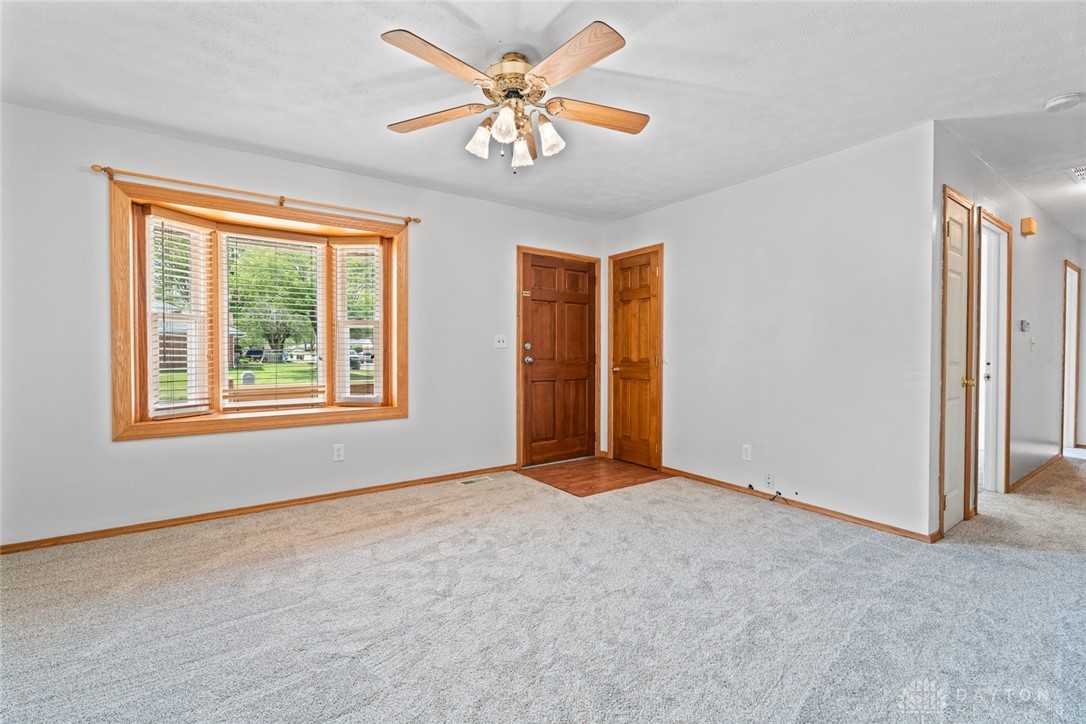190 Mc Call Road Germantown, OH 45327 - Photo 6 of 32 Gallery Image 6