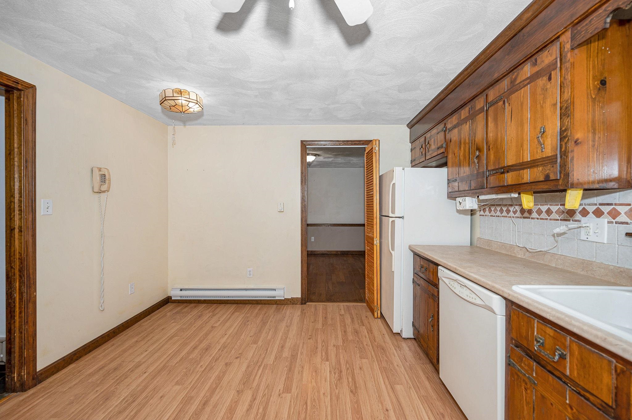 18 Ashbrook Road Exeter, NH 03833 - Photo 3 of 40