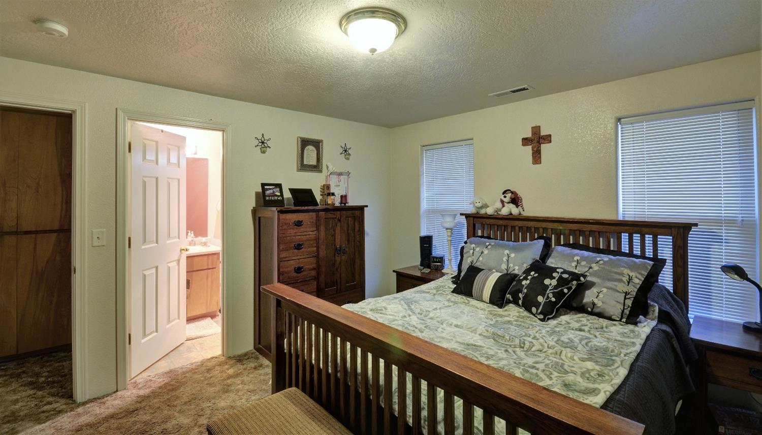 417 Montclair Way Eagle Point, OR 97524 - Photo 9 of 16 Additional Photo