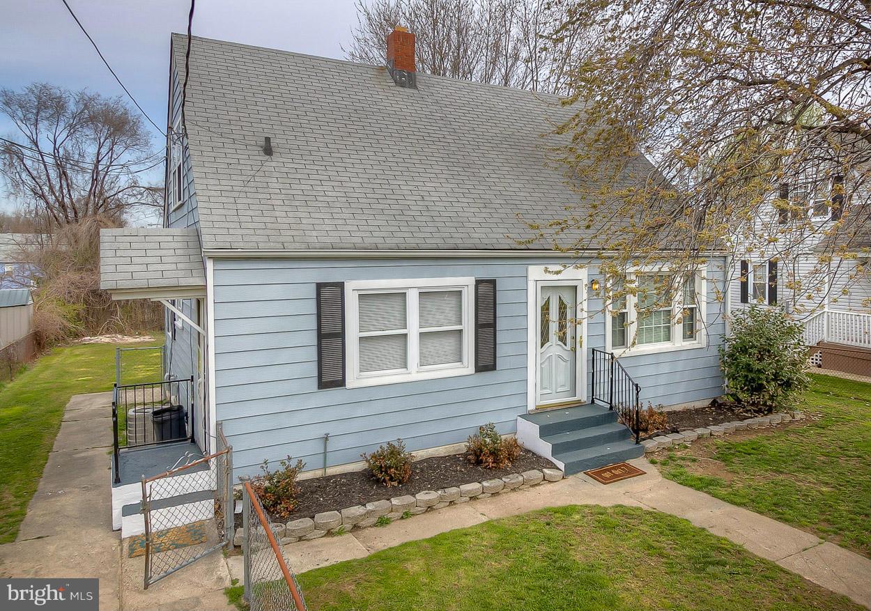 1714 Burnham Road Dundalk, MD 21222 - Photo 25 of 30 Exterior (Front)
