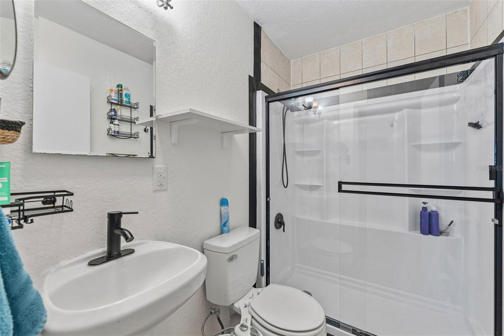 1485 Overlea Street Clearwater, FL 33755 - Photo 15 of 29