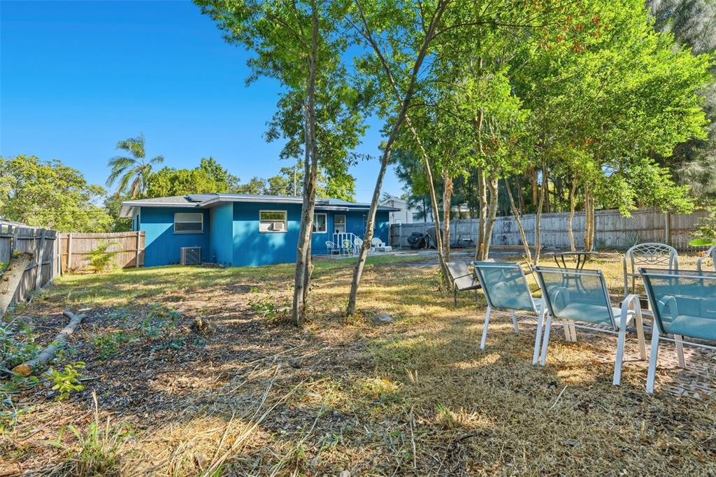 1485 Overlea Street Clearwater, FL 33755 - Photo 21 of 29