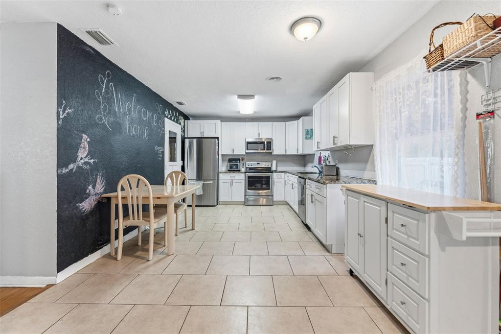 1485 Overlea Street Clearwater, FL 33755 - Photo 7 of 29