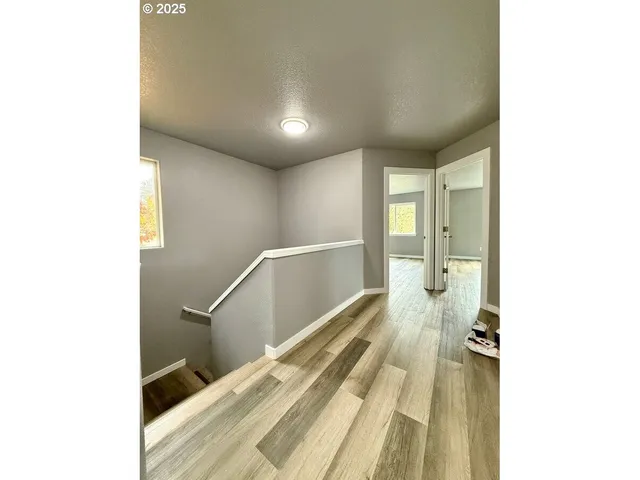 $1,200,000 | 301 Southeast 129th Avenue, Portland, OR 97233