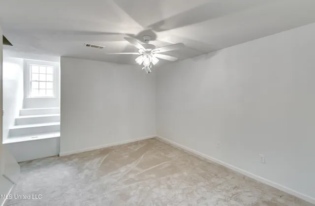 $973,500 | 200 Cripple Creek Road, Canton, MS 39046