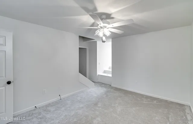 $973,500 | 200 Cripple Creek Road, Canton, MS 39046