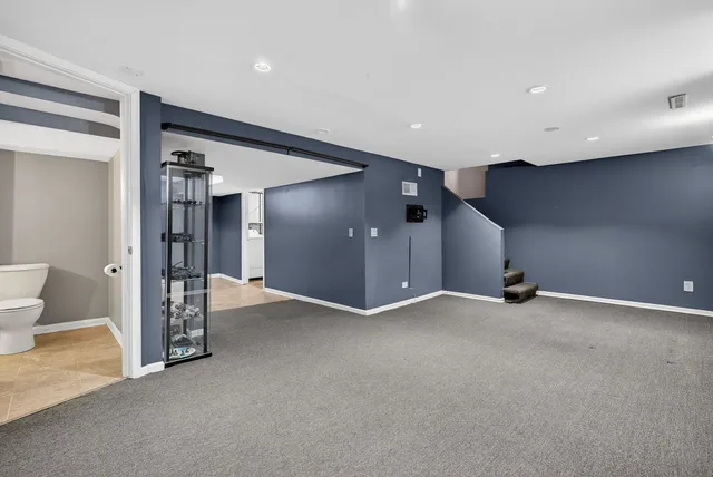 $415,000 | 10950 South Homan Avenue, Chicago, IL 60655