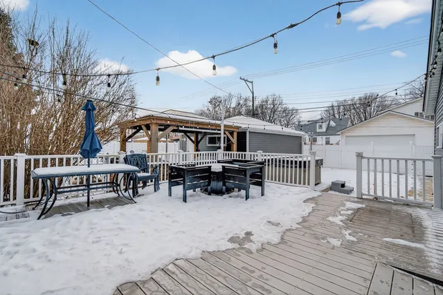 $415,000 | 10950 South Homan Avenue, Chicago, IL 60655