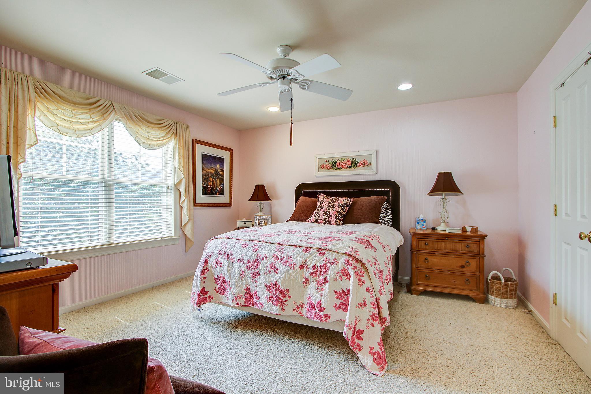 6401 Kirby Road Bethesda, MD 20817 - Photo 18 of 39 Gallery Image 18