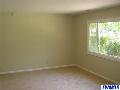 6322 Southcrest Road Fort Wayne, IN 46816 - Photo 2 of 7