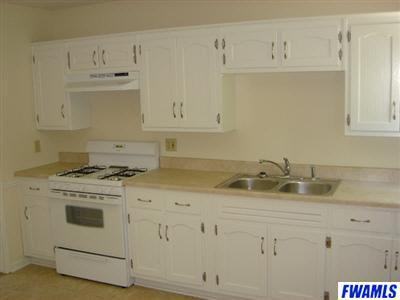 6322 Southcrest Road Fort Wayne, IN 46816 - Photo 3 of 7