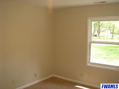 6322 Southcrest Road Fort Wayne, IN 46816 - Photo 4 of 7