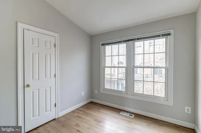 $3,650 | 2106 Patty Lane, Vienna, VA 22182