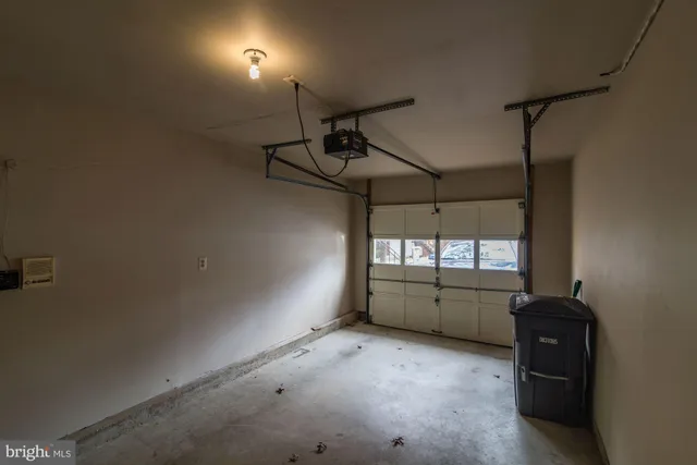 $3,650 | 2106 Patty Lane, Vienna, VA 22182