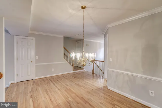 $3,650 | 2106 Patty Lane, Vienna, VA 22182