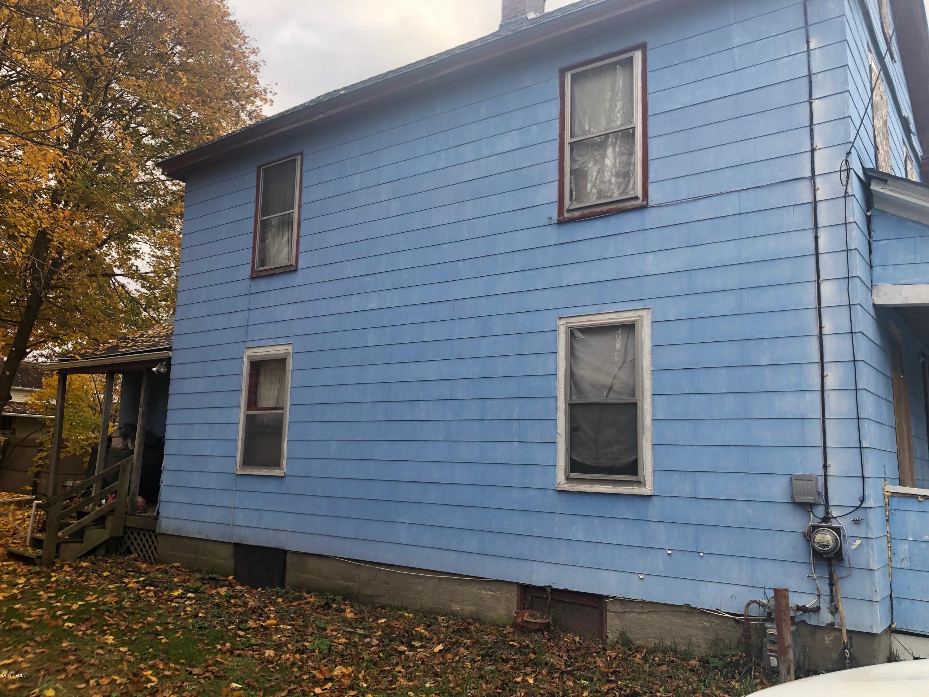423 Pecks Road Pittsfield, MA 01201 - Photo 3 of 4 IMG_2122