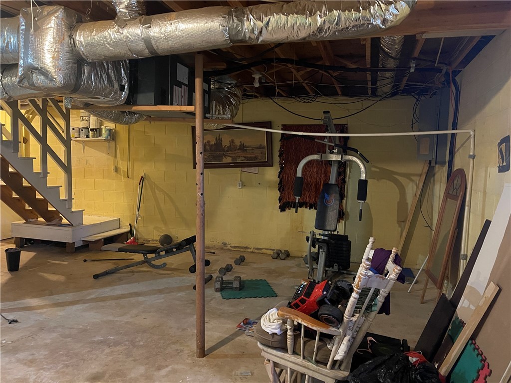 13011 Janda Road Seneca, SC 29672 - Photo 23 of 38 Basement