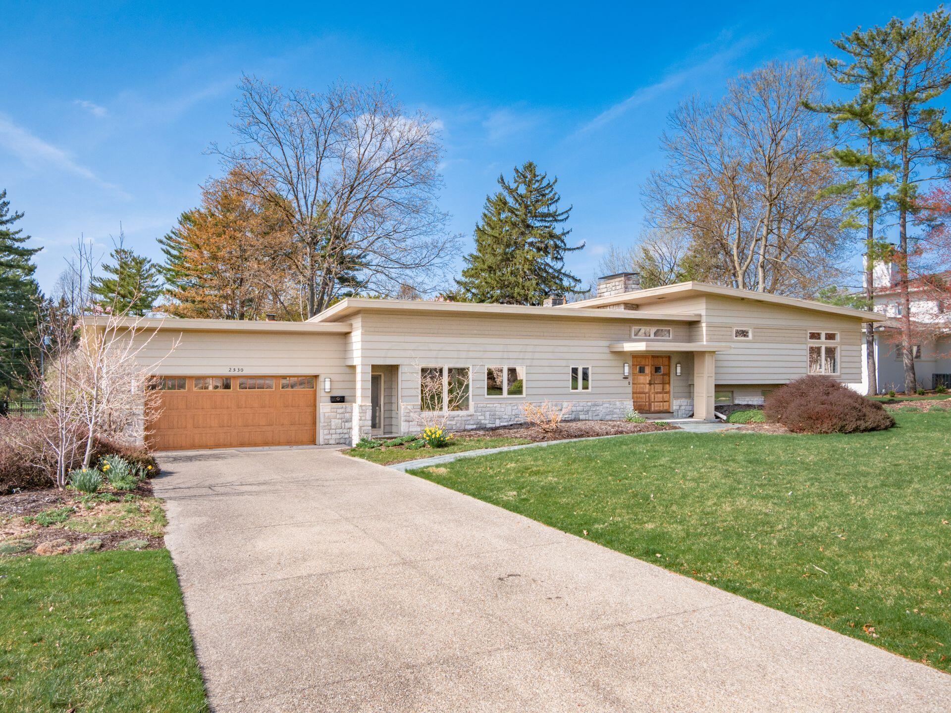 2530 Sherwin Road Upper Arlington, OH 43221 - Photo 5 of 72 05_2530 Sherwin Rd