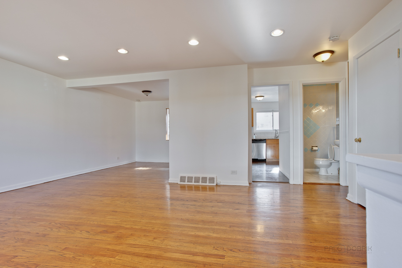 418 Glendale Road Glenview, IL 60025 - Photo 6 of 28