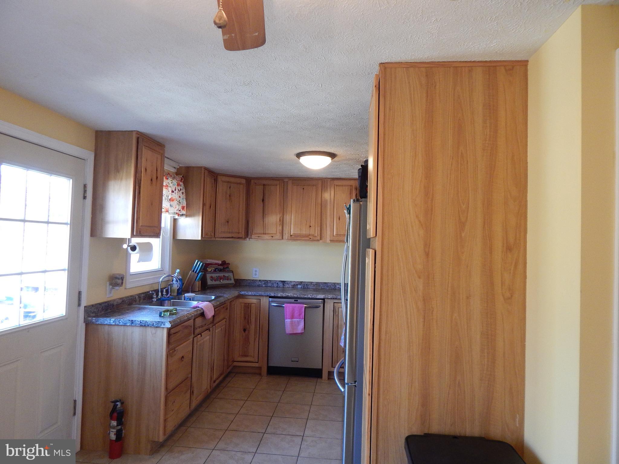 6285 Valley Road Berkeley Springs, WV 25411 - Photo 8 of 30 KITCHEN