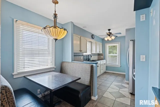 $139,900 | 2416 30th Street, Rock Island, IL 61201