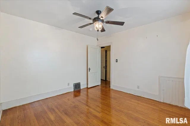 $139,900 | 2416 30th Street, Rock Island, IL 61201